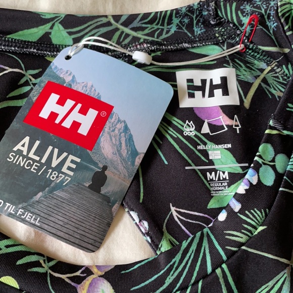 Helly Hansen women’s medium short sleeve T-shirt - Picture 3 of 3